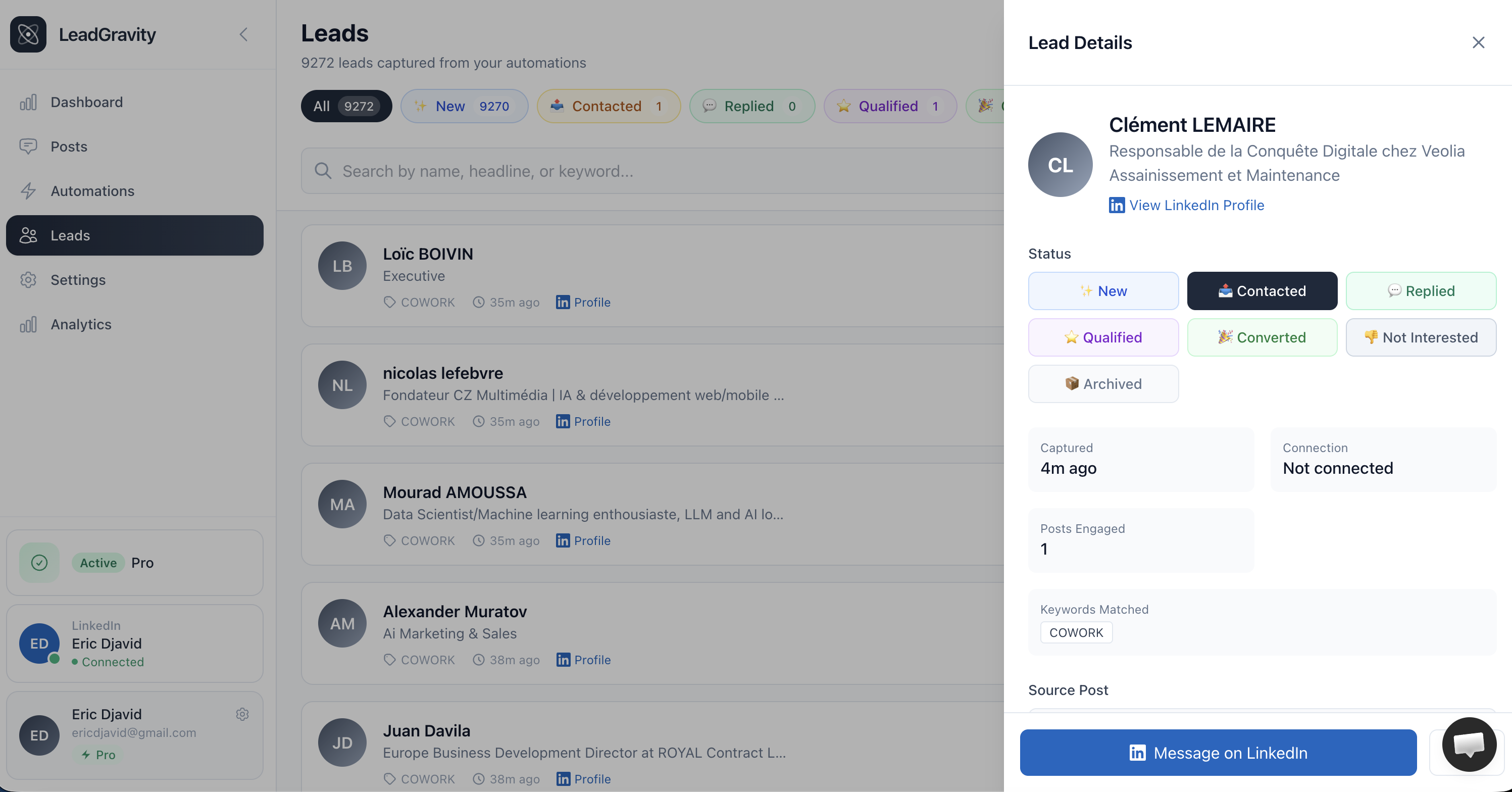 Panneau de détail d'un lead — statut, posts engagés, mots-clés et lien LinkedIn
