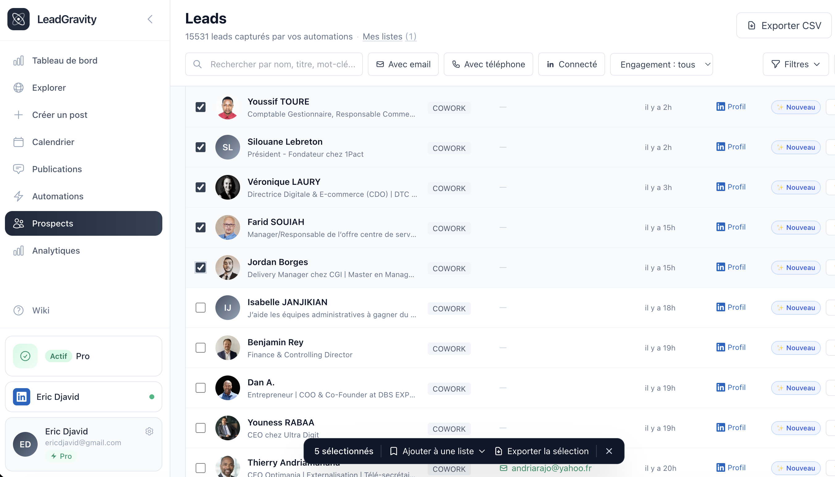Barre d'action sticky en bas de page — compteur, ajouter à une liste, exporter, désélectionner